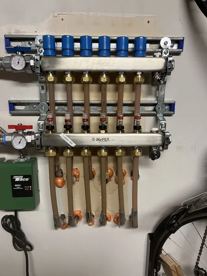 Plumber performing Leak Detection at a residential property in Lincoln Heights